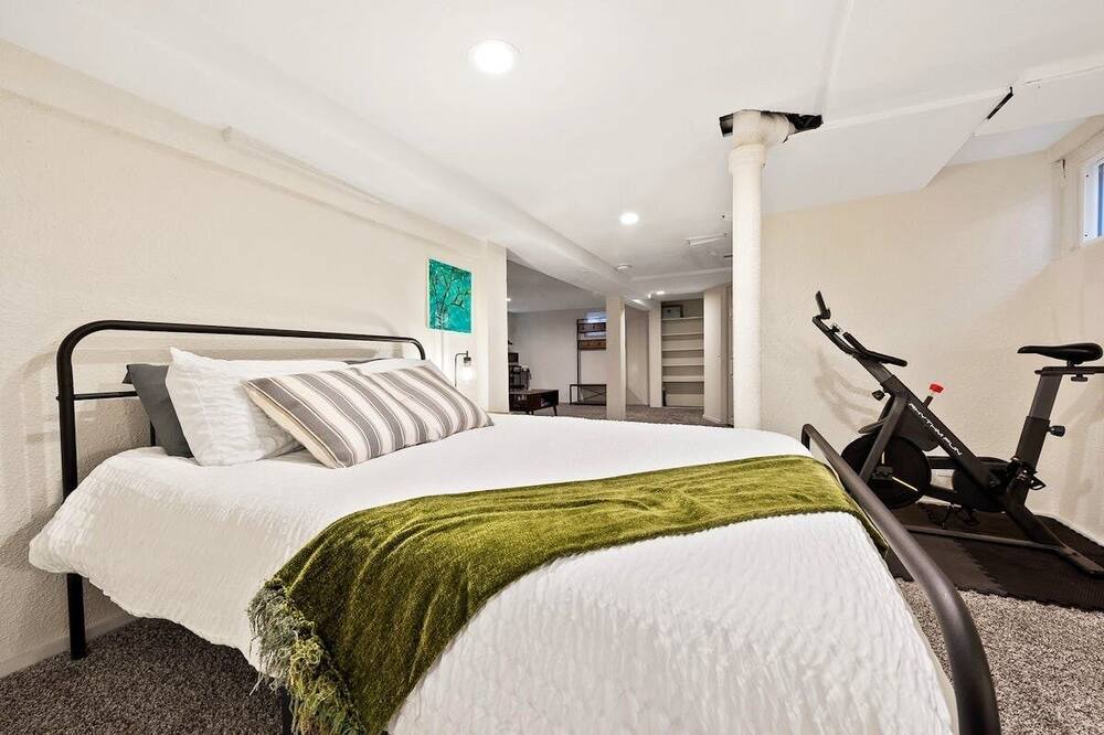 Photo of Bedroom in Congress Park