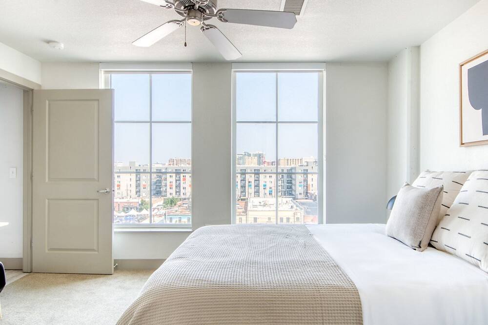Photo of Bedroom in Ballpark