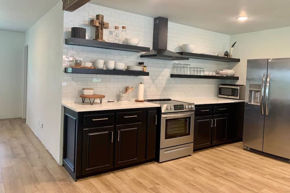 Photo of Kitchen in Sulphur