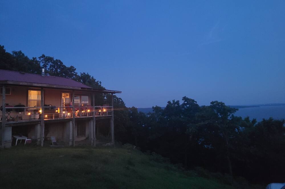 Photo of Patio Balcony in Crowder