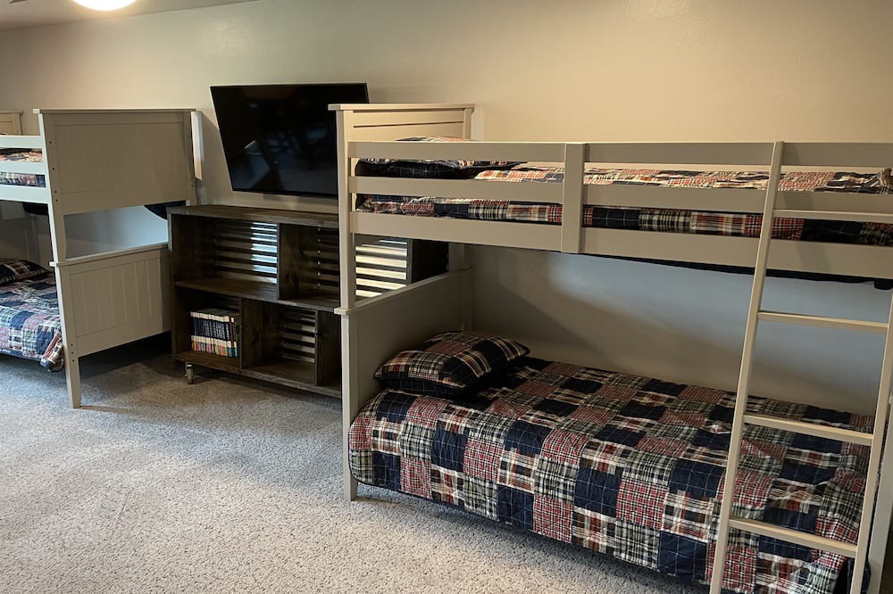 Photo of Bedroom in Lexington