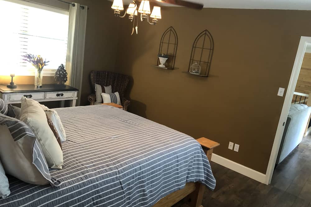 Photo of Bedroom in Ransom Canyon