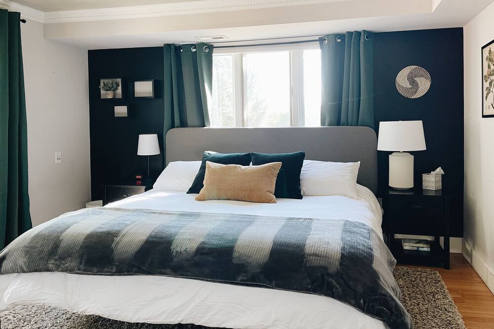 Photo of Bedroom in Pullman