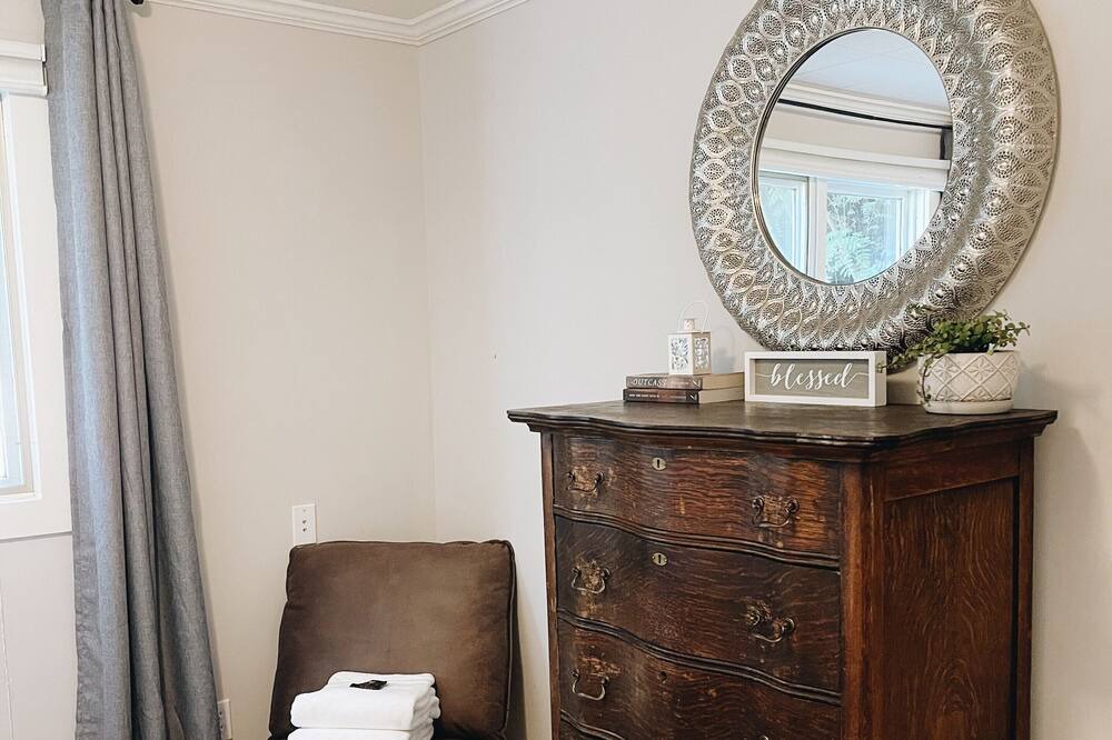 Photo of Bedroom in Pullman