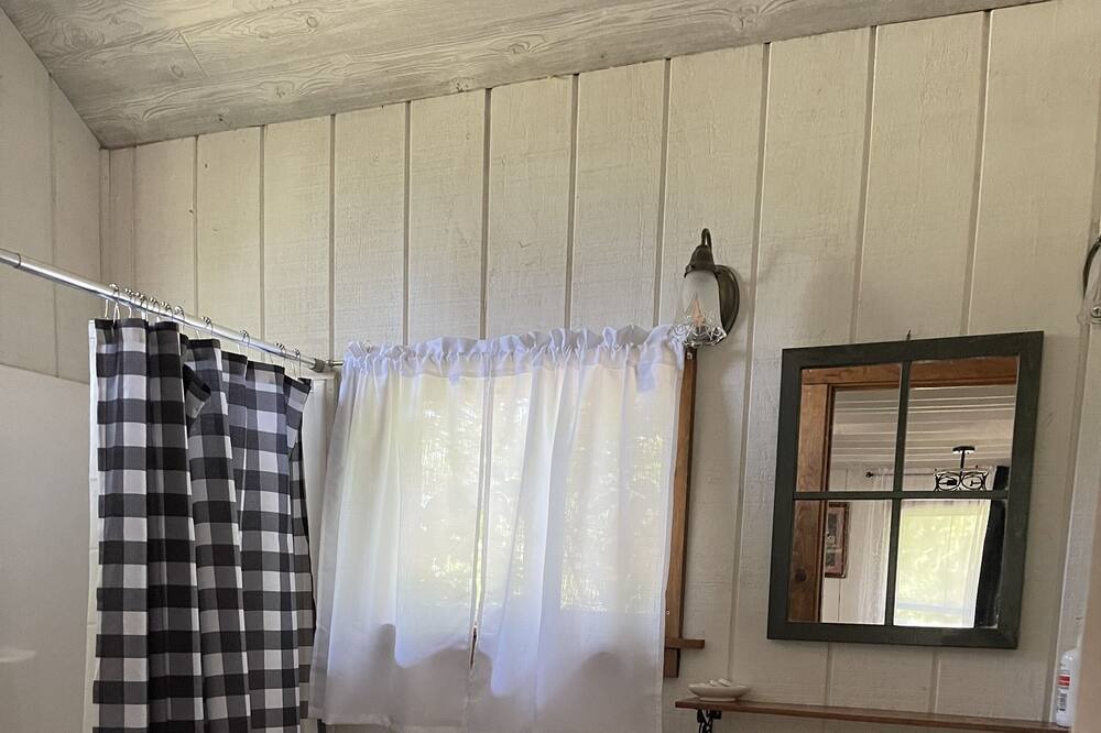 Photo of Bathroom in Columbia