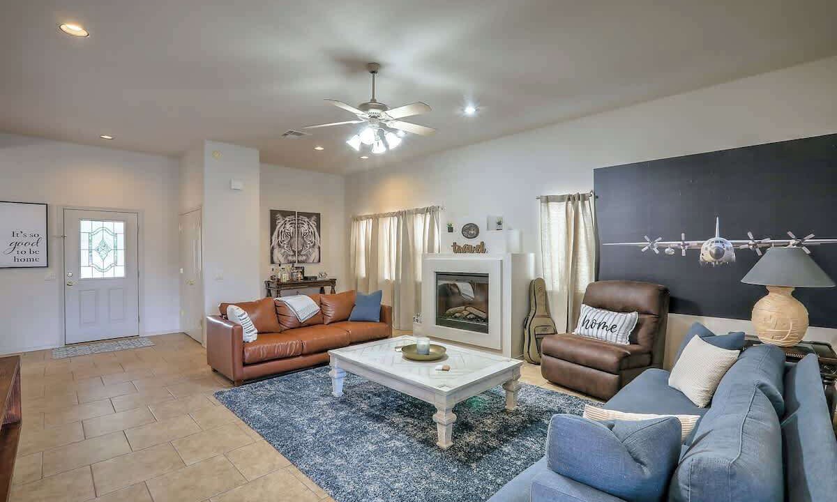 Photo of Livingroom in Alamogordo
