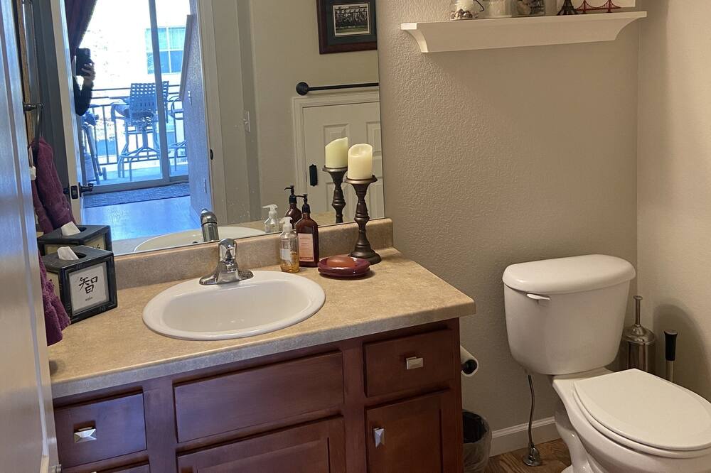 Photo of Bathroom in Broomfield