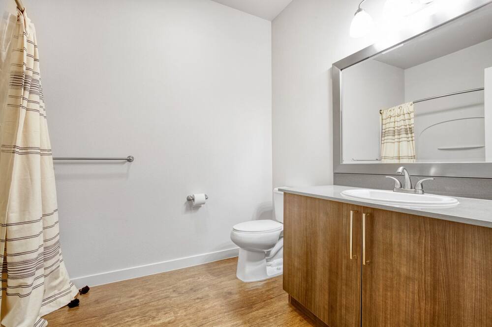 Photo of Bathroom in Cascade