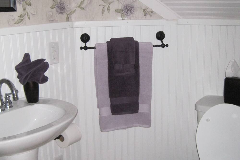 Photo of Bathroom in St. Joseph