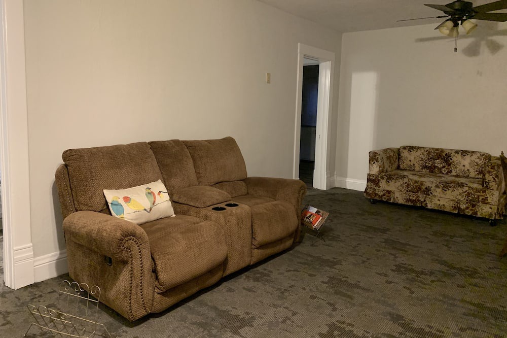 Photo of Livingroom in Lincoln