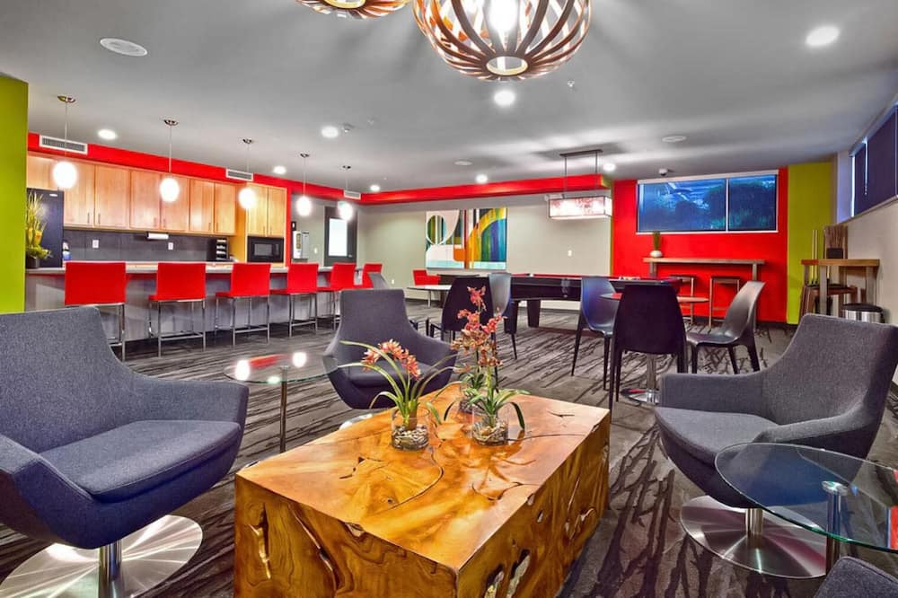 Photo of Livingroom in South Lake Union