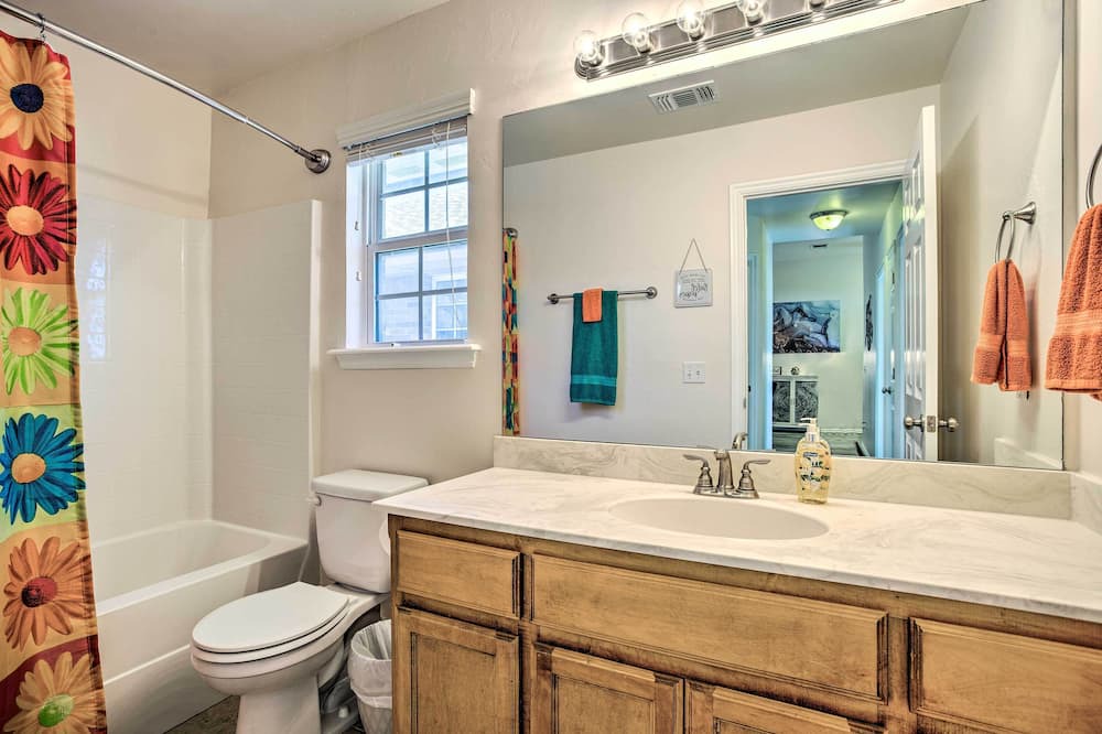 Photo of Bathroom in Moore