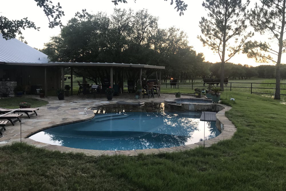 Photo of Outdoor in Santa Anna