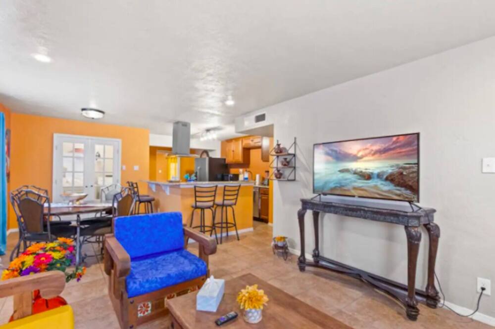 Photo of Livingroom in El Paso