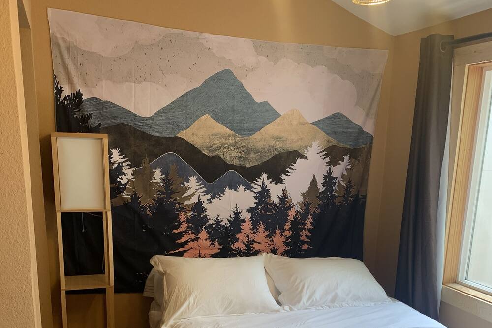 Photo of Bedroom in Glendo