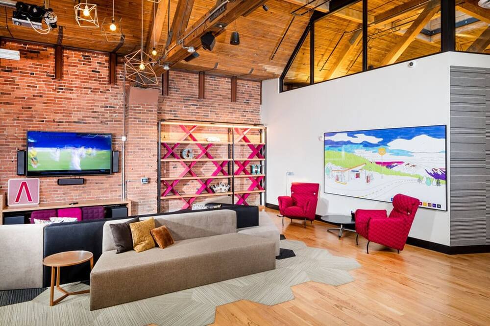 Photo of Livingroom in Broadway