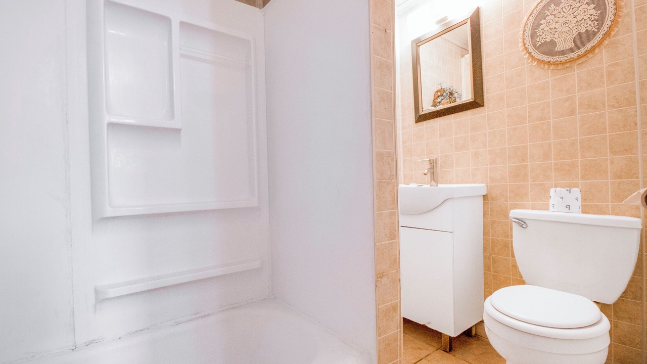 Photo of Bathroom in Hiawatha