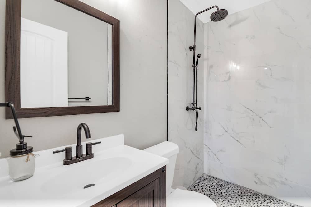 Photo of Bathroom in Doubleheader