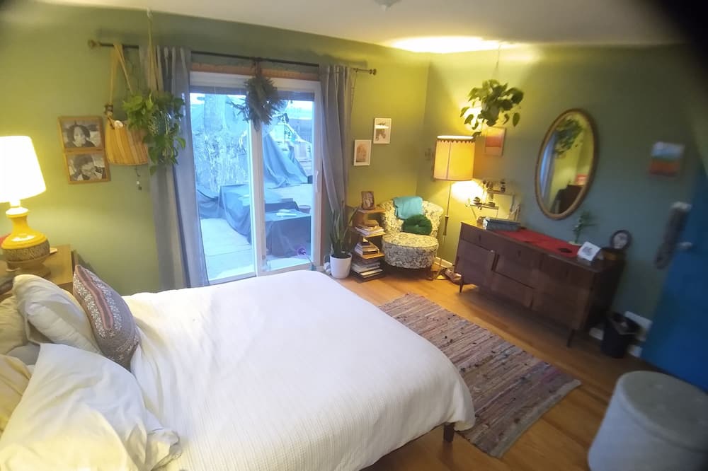 Photo of Bedroom in Wheat Ridge