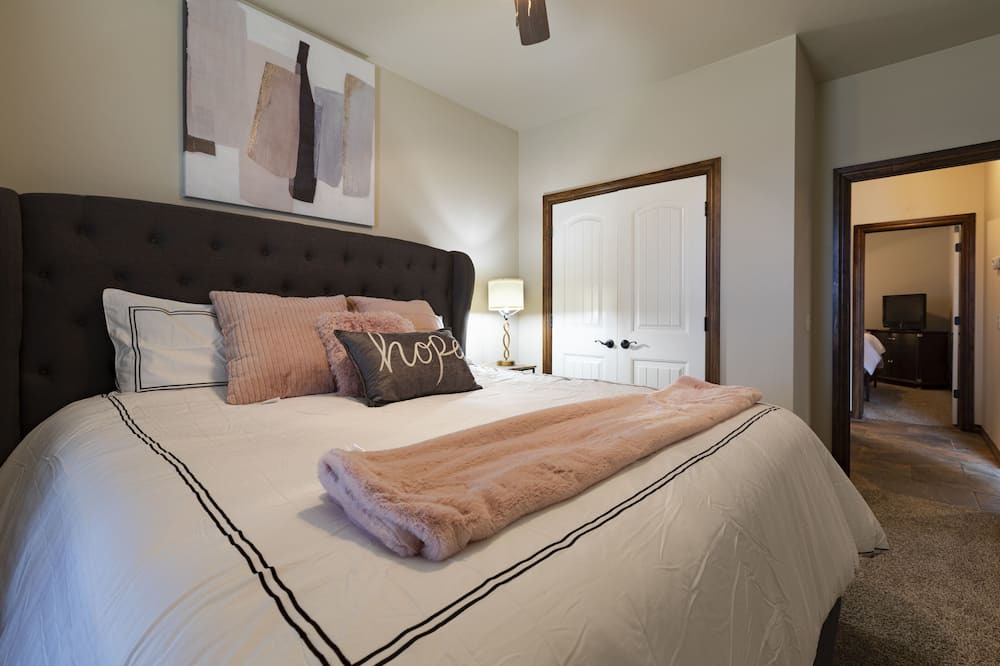 Photo of Bedroom in Wheatland