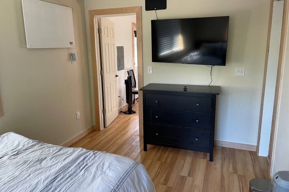 Photo of Bedroom in North Admiral