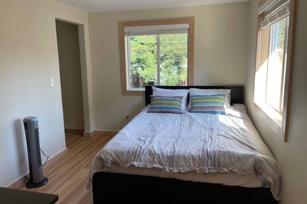 Photo of Bedroom in North Admiral