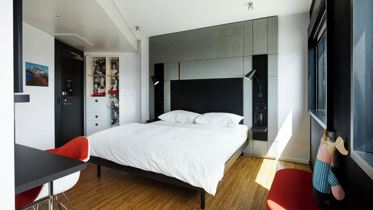 Photo of Bedroom in Pioneer Square