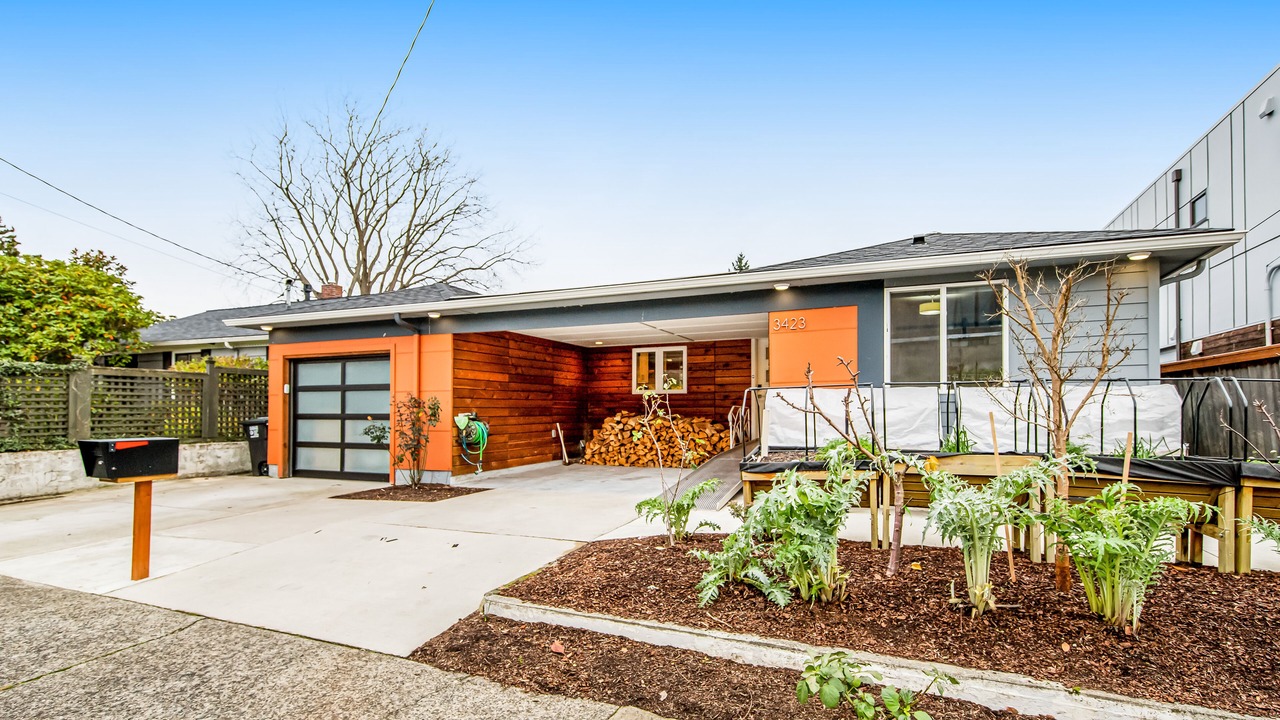 Photo of Outdoor in North Queen Anne