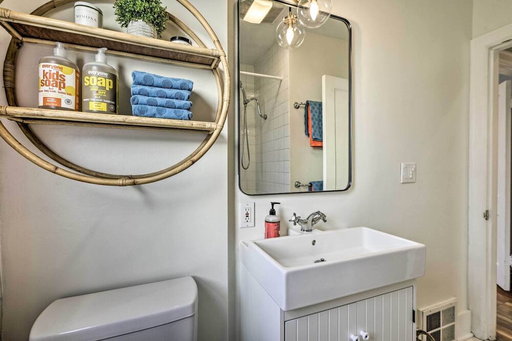 Photo of Bathroom in North Delridge