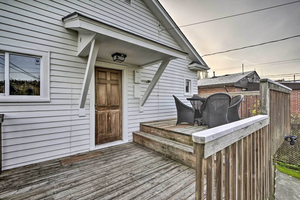 Photo of Outdoor in North Delridge