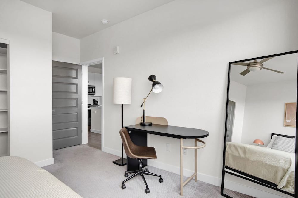 Photo of Bedroom in Ballpark