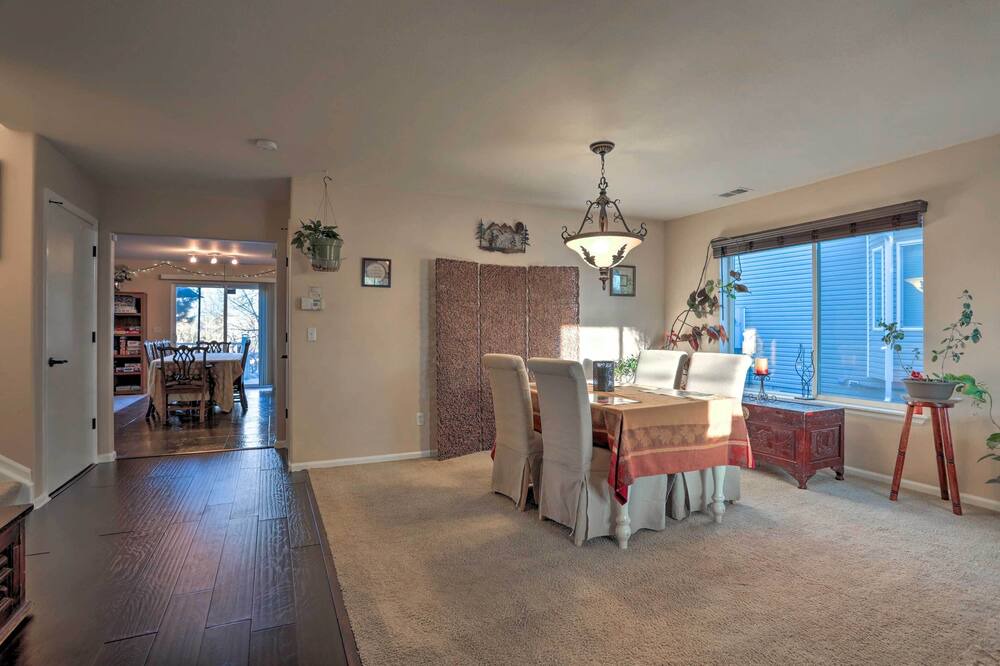 Photo of Livingroom in Green Valley Ranch