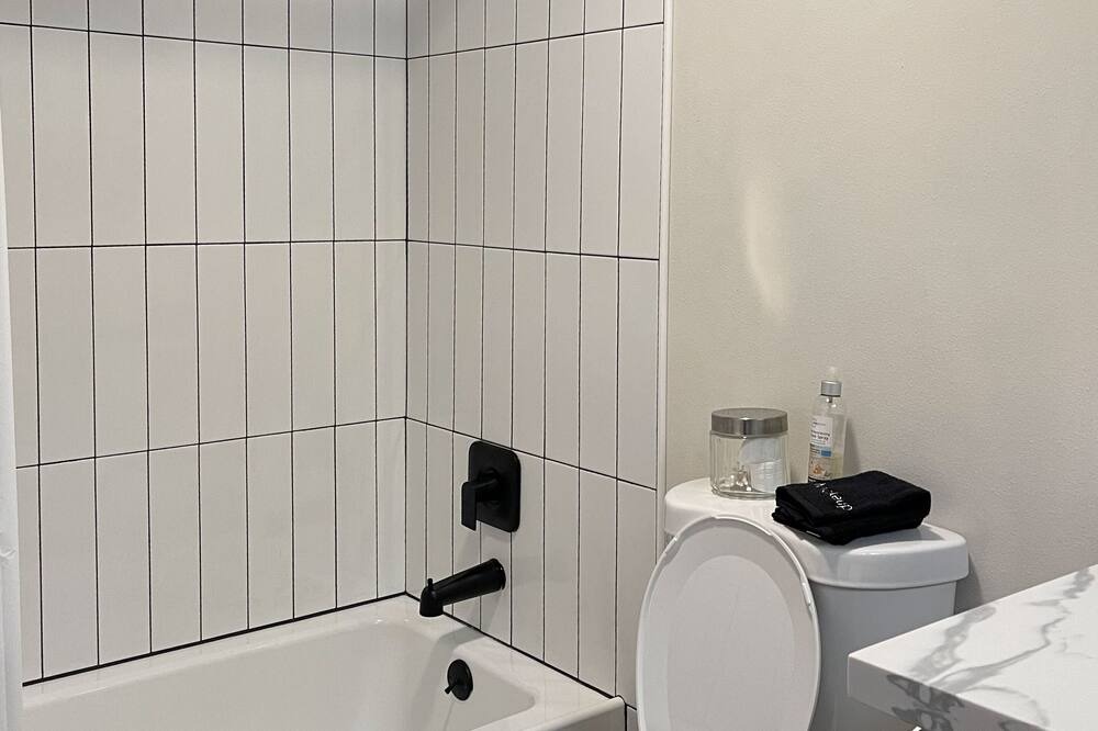 Photo of Bathroom in Freeland