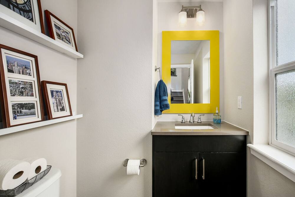 Photo of Bathroom in Stapleton