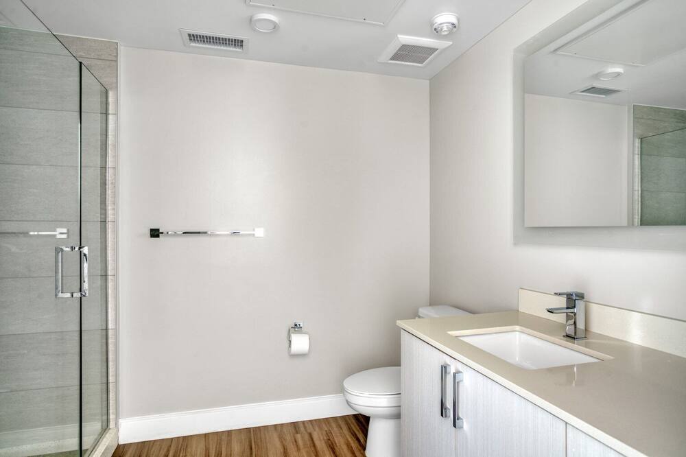 Photo of Bathroom in Five Points
