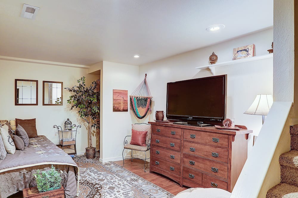 Photo of Bedroom in Walnut Grove