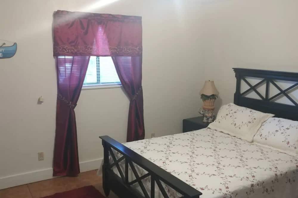 Photo of Bedroom in Hoehne