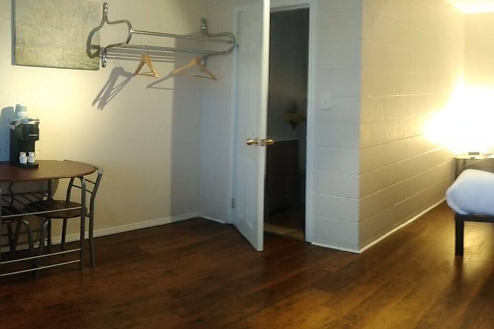Photo of Bedroom in Moses Lake