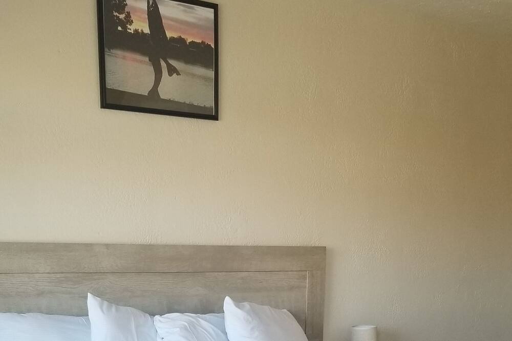 Photo of Bedroom in Moses Lake