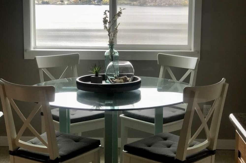 Photo of Kitchen in Chelan