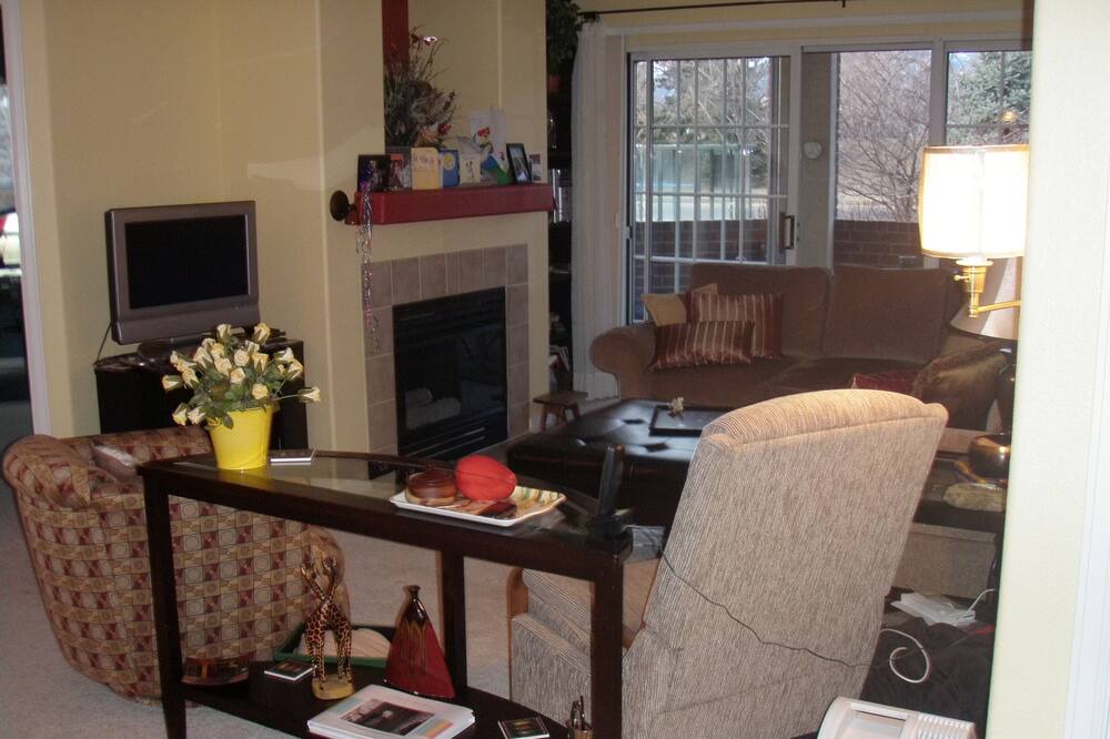 Photo of Livingroom in Frasier Meadows