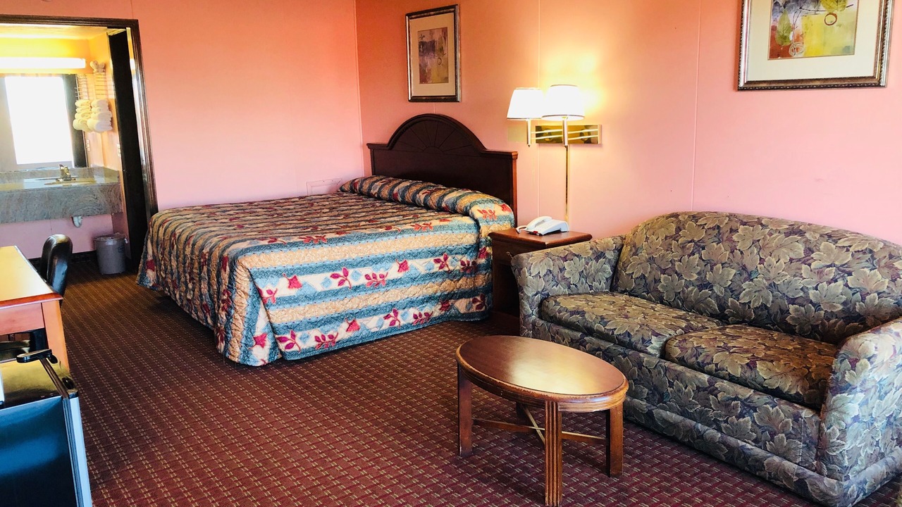Photo of Bedroom in El Reno