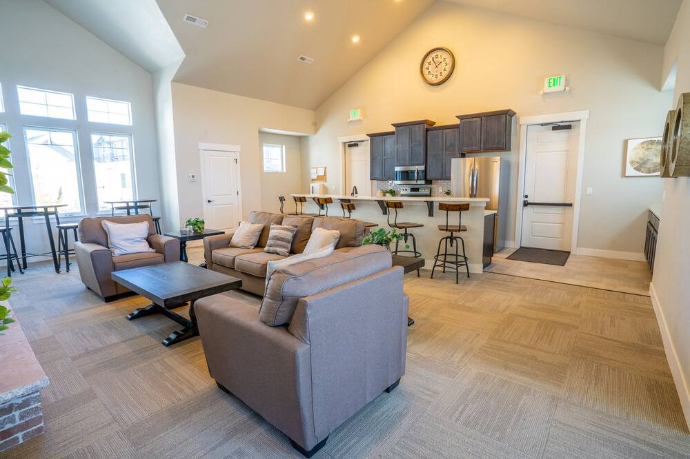 Photo of Livingroom in Centerra