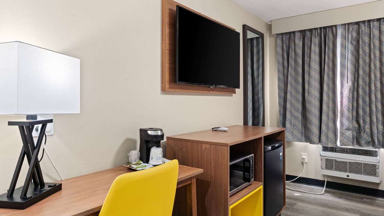 Photo of Bedroom in Northeast Heights