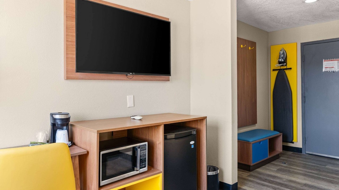 Photo of Bedroom in Northeast Heights