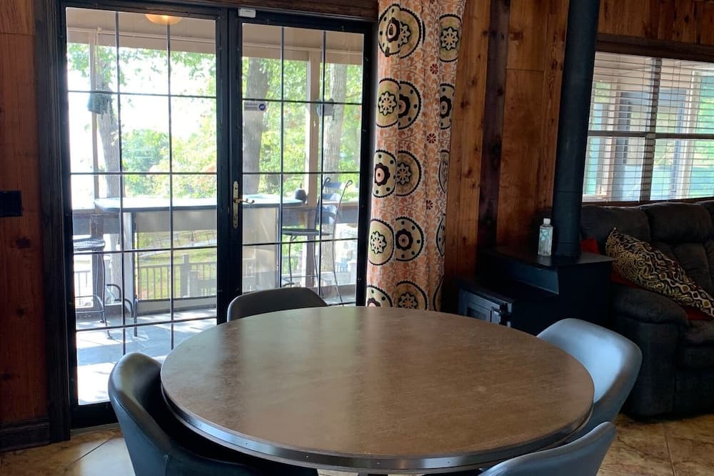 Photo of Kitchen in Hoyt