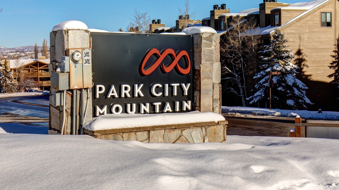 Photo of Outdoor in Park Meadows