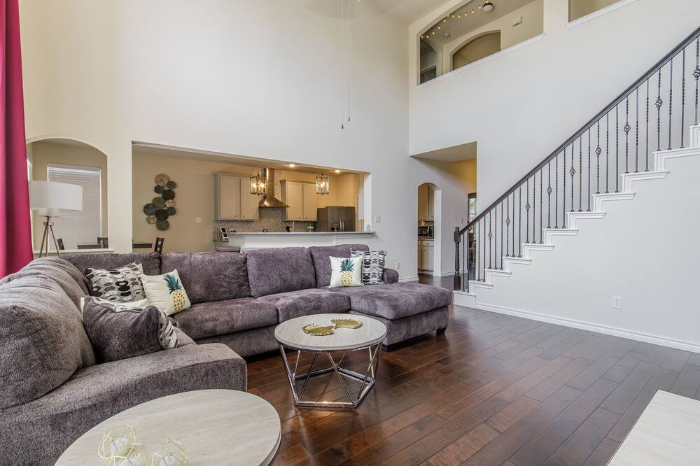 Photo of Livingroom in Fort Worth