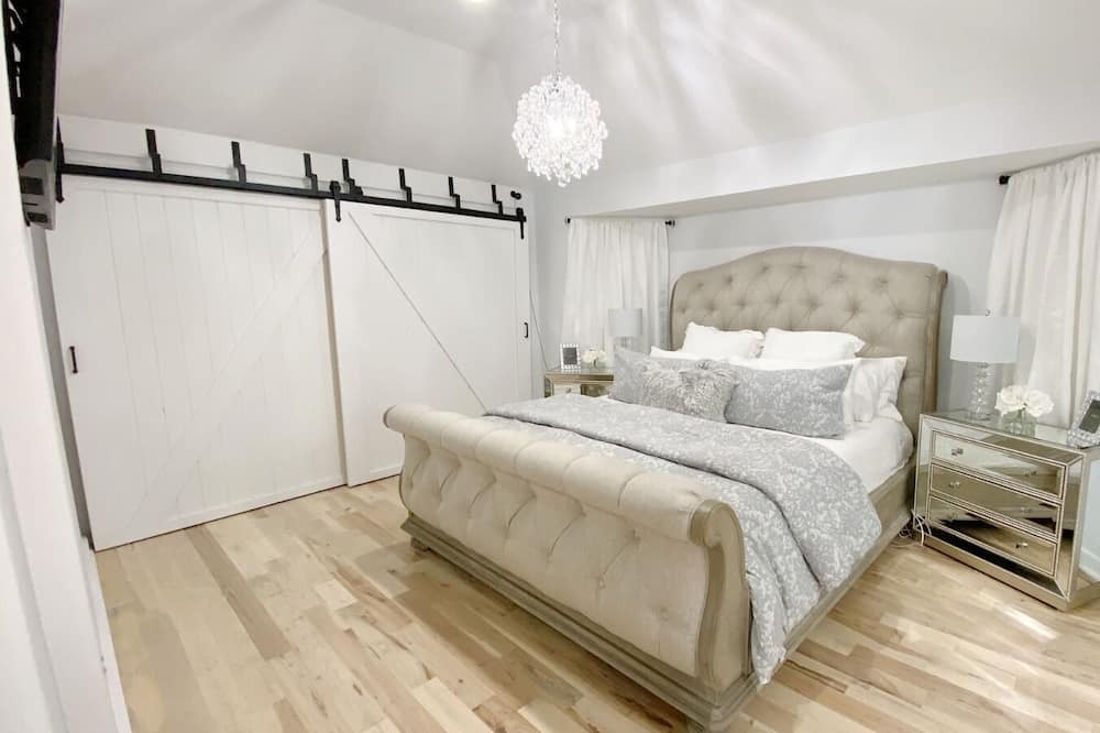 Photo of Bedroom in Lenexa