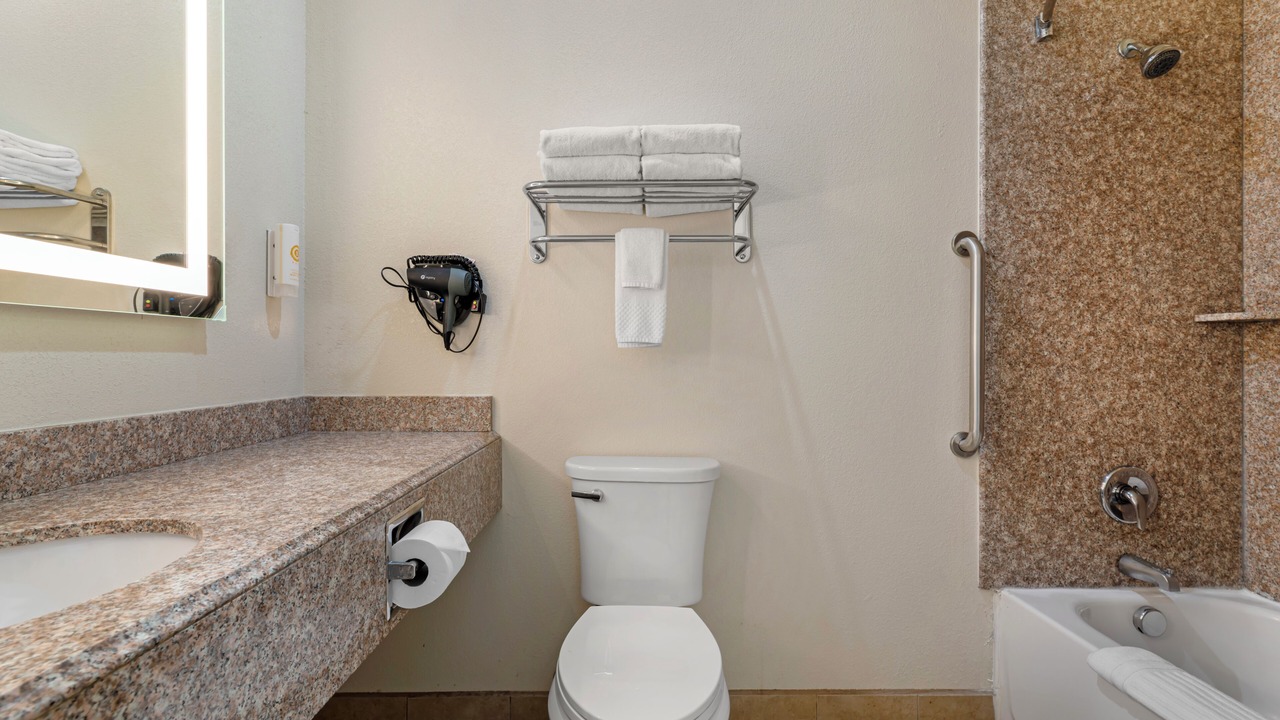 Photo of Bathroom in Lawrence